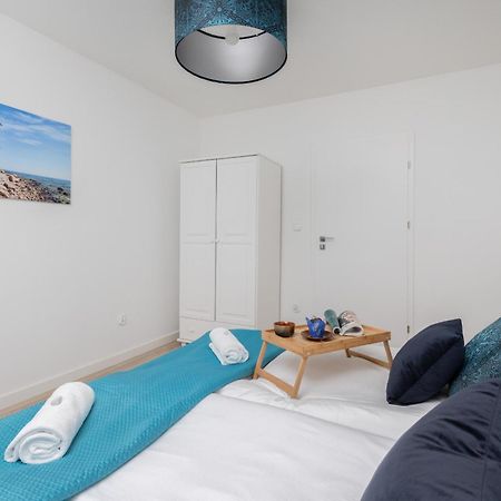 Gdanska Two-Bedroom Apartment Brzezno Beach By Noclegi Renters Exteriér fotografie